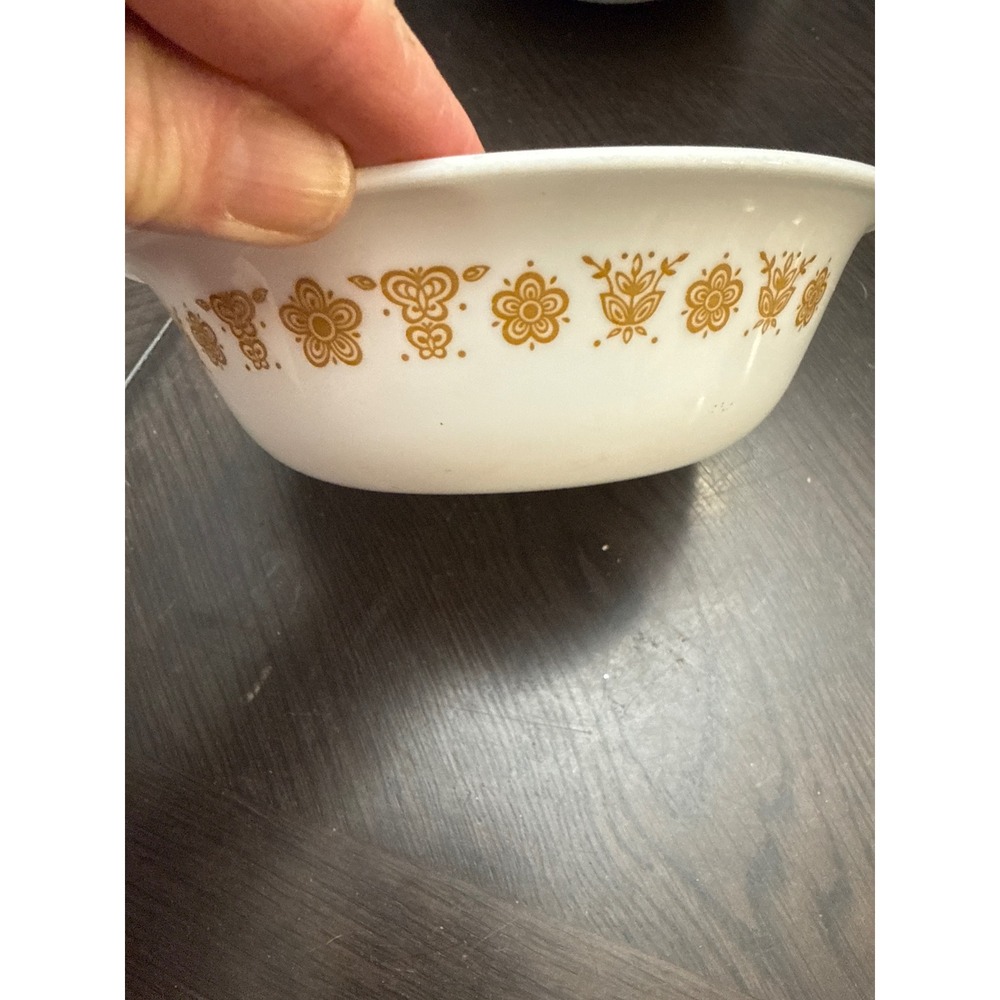 Vintage Corelle Butterfly Gold Milk‎ Glass Serving Bowl 6 Inch White Yellow